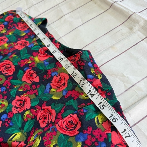 Vintage Floral Dress - Picture 9 of 14